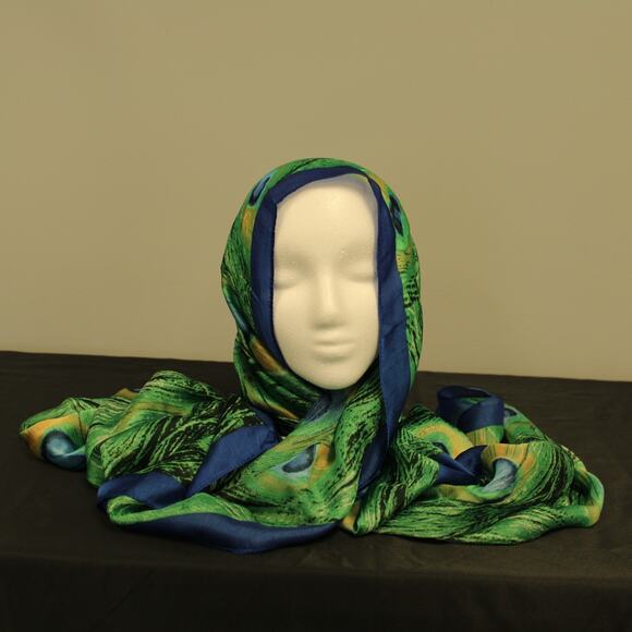 100% Silk Scarf Peacock Feathers Blue Green Beautiful 70x36 - Picture 5 of 9